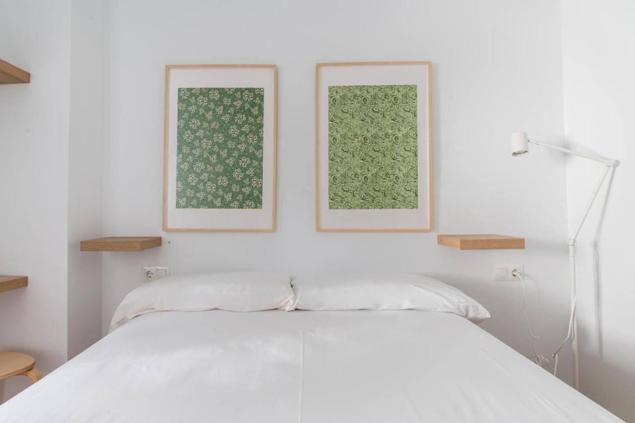 Appartamento Holi-Rent Pureza Siviglia Esterno foto