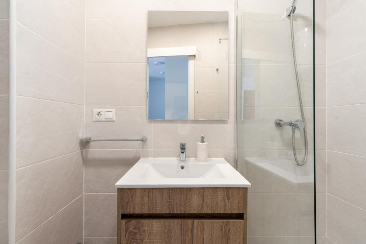 Appartamento Holi-Rent Pureza Siviglia Esterno foto